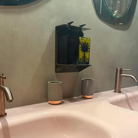 Boutique Loft Steps From The Colosseum - Gio Lejlighed
