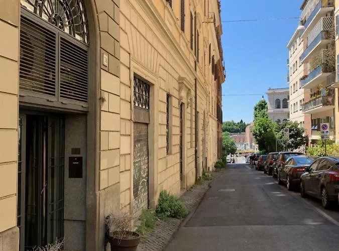 Boutique Loft Steps From The Colosseum - Gio Ρώμη