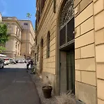 Boutique Loft Steps From The Colosseum - Gio Roma