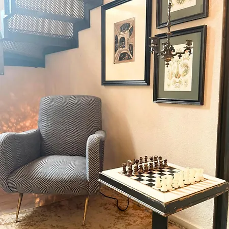 Boutique Loft Steps From The Colosseum - Gio Apartament Rzym